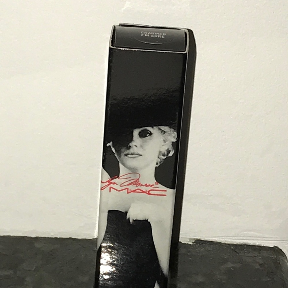 MAC Marilyn Monroe Lipstick in CHARMED I’M SURE❤️